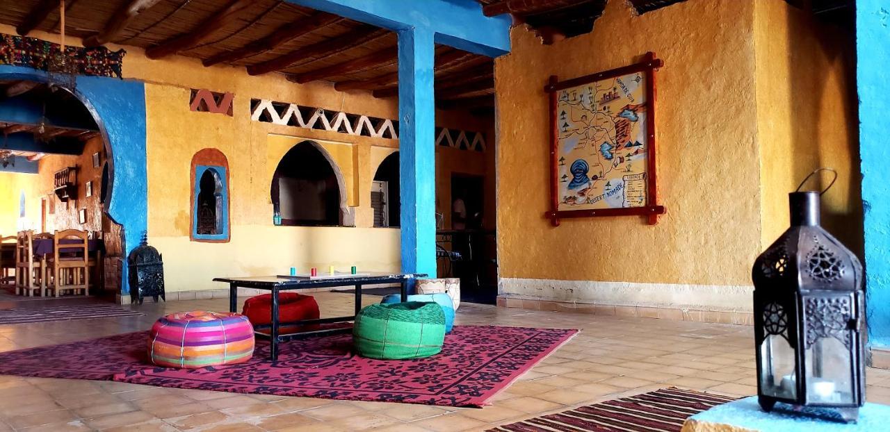 Riad Hotel Les Flamants メルズーガ エクステリア 写真
